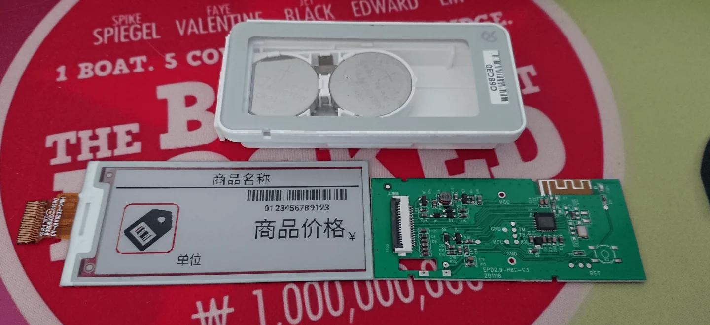 被我拆掉的尸体,组装回去还能用,但我发现我没法用树莓派去接线驱动